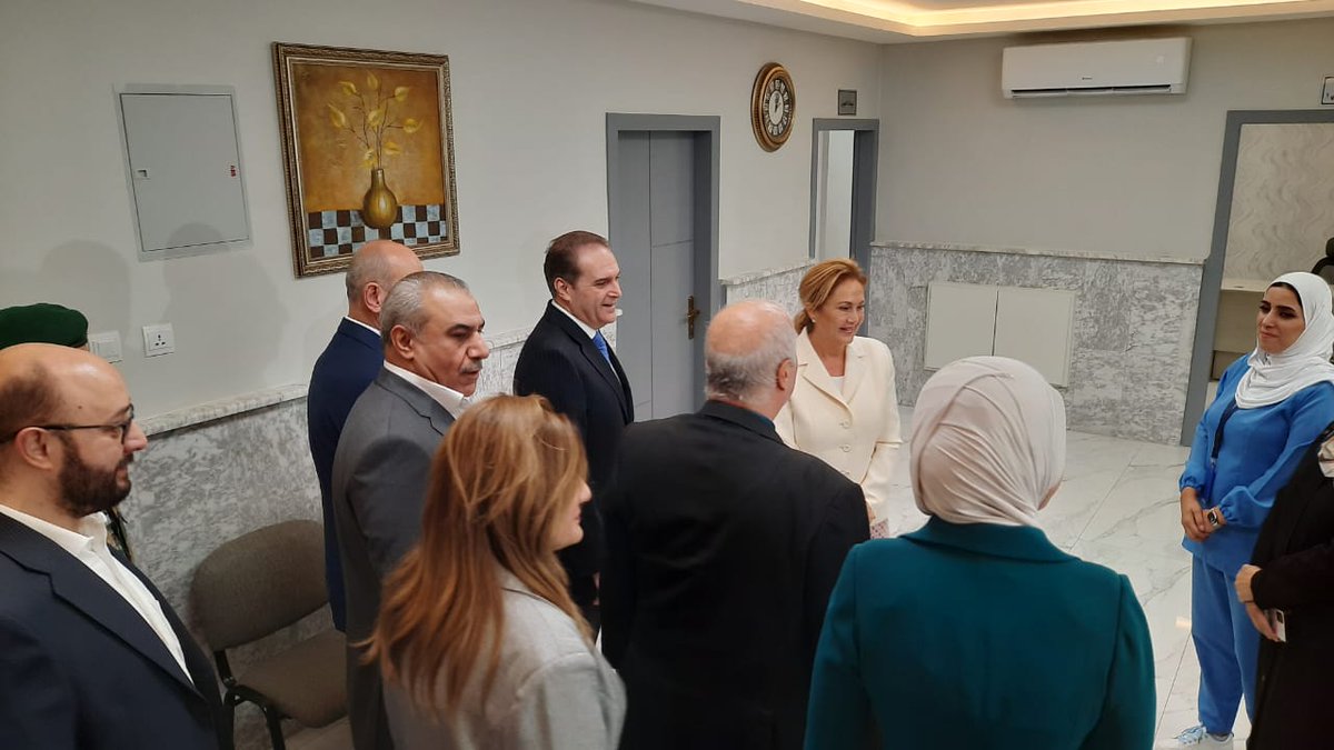mohgovjordan's tweet photo. افتتاح مركز التصلب اللويحي ومركز السكري والغدد الصم بمستشفى البشير

🌐 التفاصيل: https://t.co/97PlczCpz8
#الأردن #وزارة_الصحة #صحتك_بتهمنا https://t.co/1yNhjGT8RX