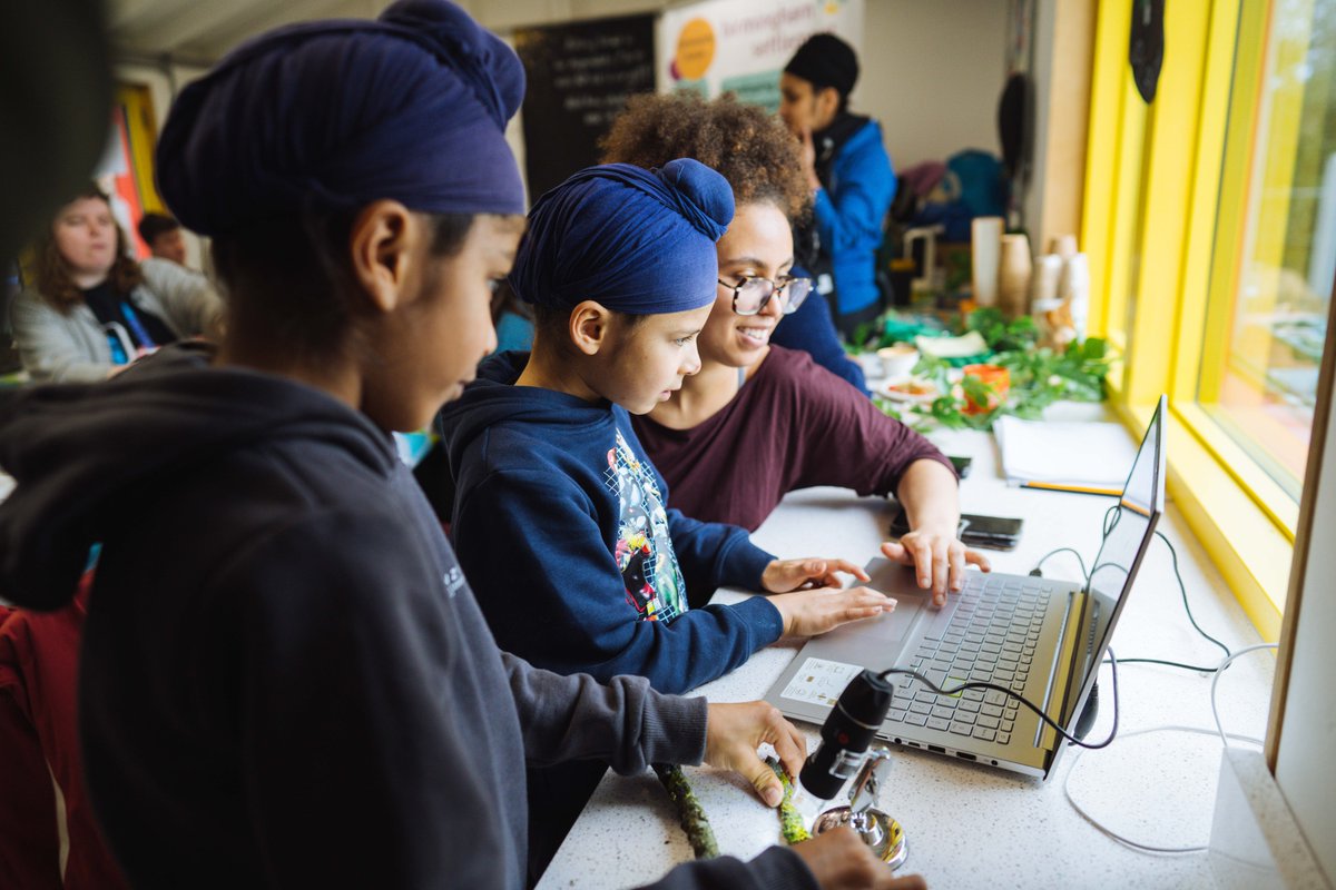 CIVIC_SQUARE's tweet photo. We invite you to explore the data, stories and methodologies emerging from #NeighbourhoodDoughnut thus far at this immersive celebration, looking at what happened when a courageous neighbourhood in Birmingham UK started to mobilise as renegade economists.

https://t.co/hd2lcVtZsO https://t.co/RTu0hAVkeE