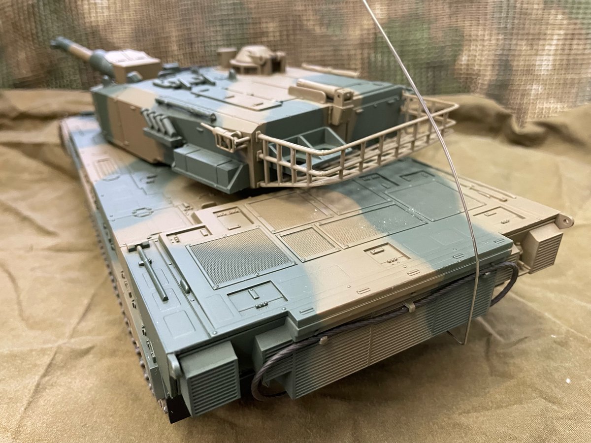 kaihoufukuyama's tweet photo. ミリタリーより^_^買取&品出し情報!
東京マルイ RC BATTLE TANK 陸上自衛隊90式戦車
生産終了品を買取させていただきました!
東京マルイラジコン買取ます!
#開放倉庫 #福山店 #福山 #神辺
#リサイクルショップ #ミリタリー #東京マルイ #マルイ #TYPE90 #ラジコン #買取 #電動ガン #エアガン https://t.co/IEv0svPjrh