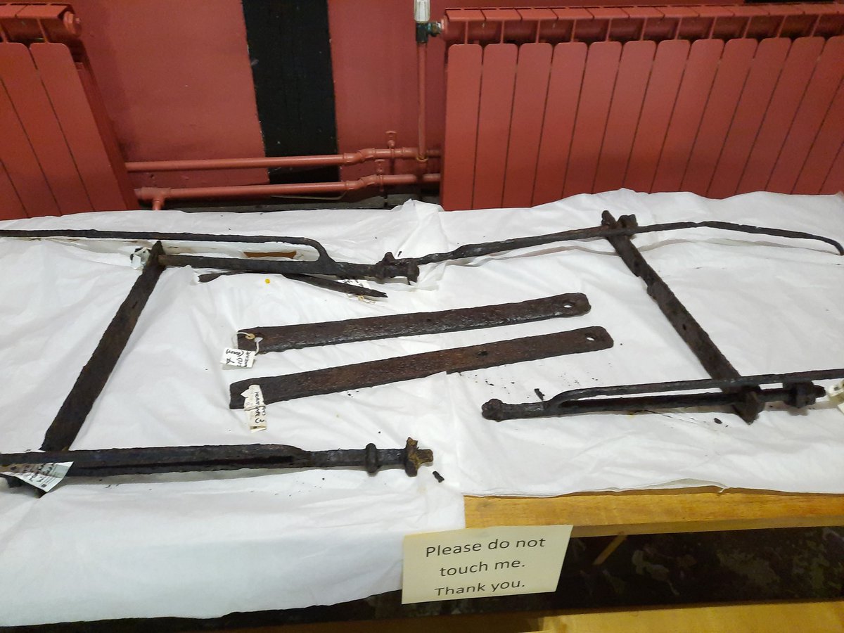 All set up for a live demonstration of how to snatch a body with <a href="/foreignfieldlhg/">Foreign Field Living History Group</a> and <a href="/sandwellcouncil/">Sandwell Council</a> 

And look <a href="/macabreroadtrip/">Suzie Lennox 💀</a> a geunine mortsafe in the room