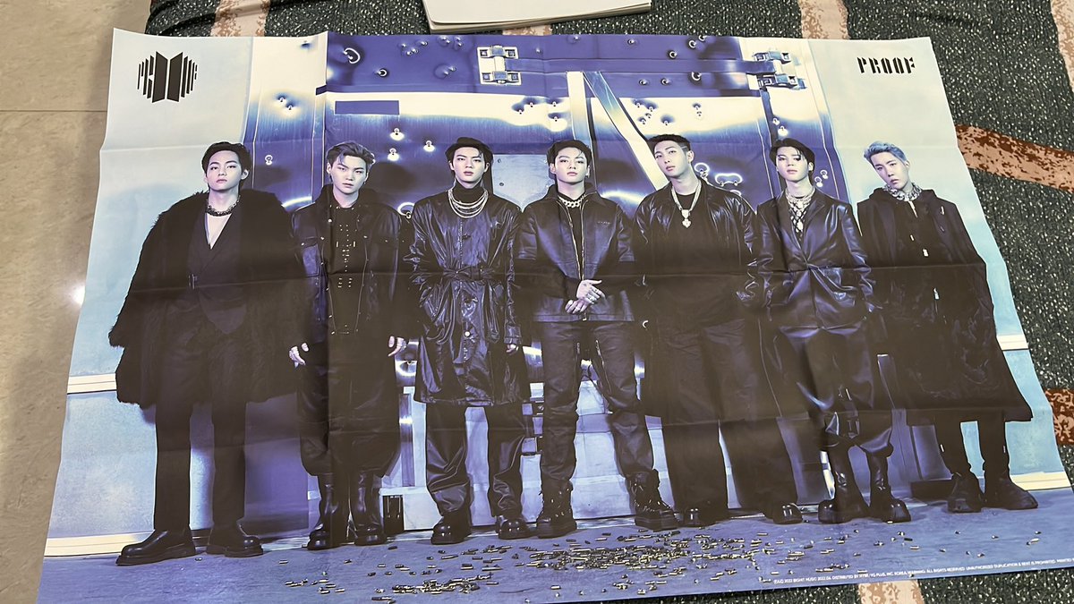 yoonki_necklace's tweet image. My first official merch 🥹🥹

#Epilogue #3CDs #Lyrics #Poster