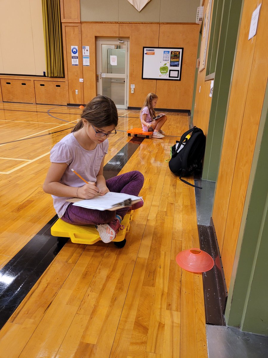 physedteachCCES's tweet image. When your PE teacher is also your grade 3 Math teacher...we scooted for Scoot! #perks #mathmovement #numbersto1000 #scooterboards #watchuslearn @TCRCE_NS