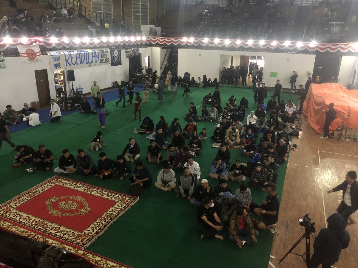 officialvpc's tweet photo. Bagi yang berhalangan hadir, bisa mengaksikan live streaming melalui Viking TV #DariKamiUntukMalang 

https://t.co/jAEcGVegLl https://t.co/y37UqCC5S3