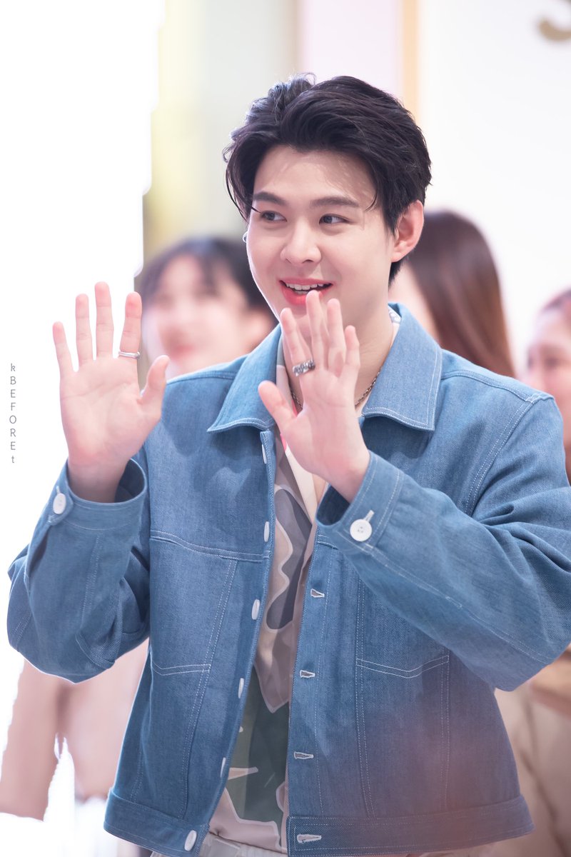 [08102022]

เด็กมาแล้ววววว

SAINT SHOPEE PREMIUM 
#SaintxShopeePremium
#Saint_sup #MingEr