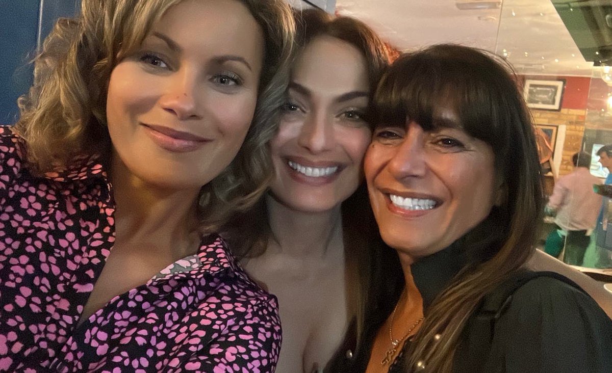 CaliforniaFrizz's tweet photo. Feed your soul with goodness. Good food, good drink and good souls ❤️💫
#Freedom #ItsGoodForTheSoul
@ToniaBuxton @ladyhaha_ @DrAseemMalhotra @PaulStrankMBE https://t.co/hdyyrL6nxh