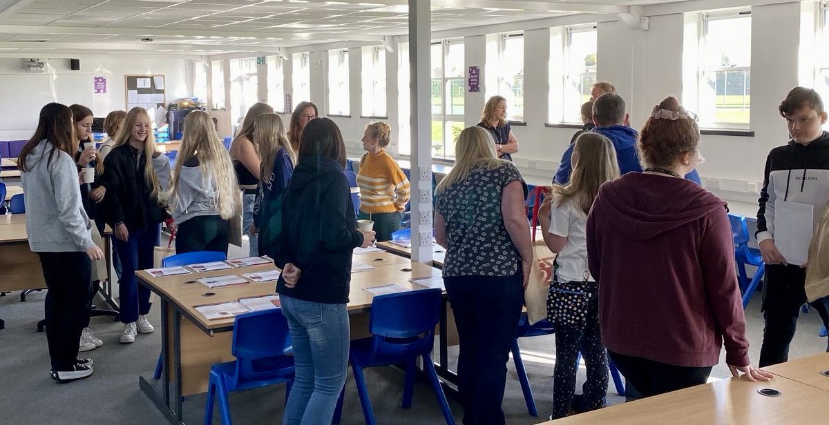 Record numbers visiting TKASA Sixth Form’s Open Morning ⁦@TKASA6th⁩