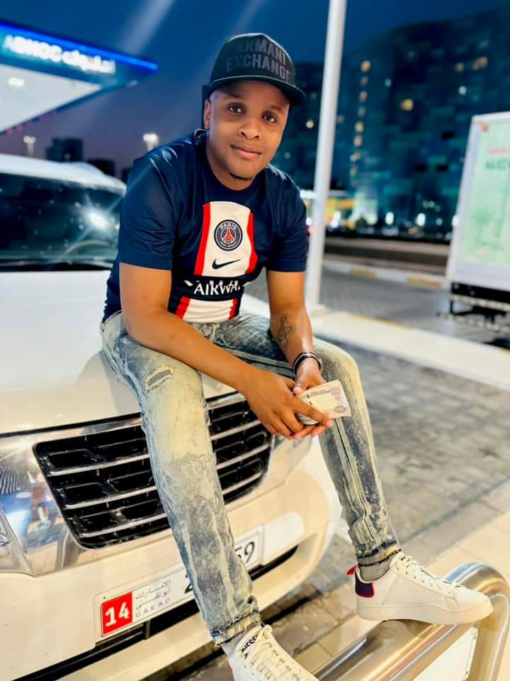 UrbanTop30's tweet photo. #GagasiFM #UrbanTop30
8 Oct 2022
#4
@Djkarri__ x @RealMfanaKaGogo x #BLZero x #Lebzito - #Azul
@gagasifm https://t.co/xulwE21VL6