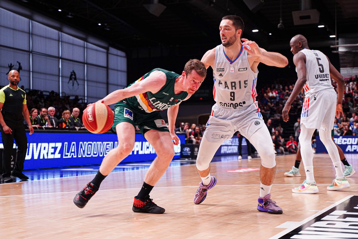 Paris BBall On Air tweet media