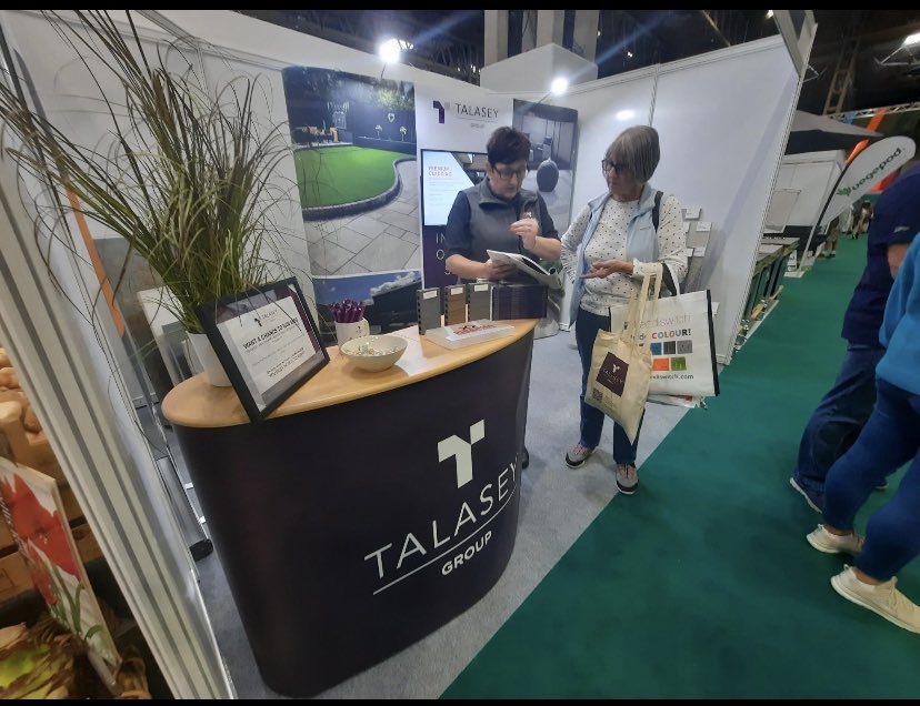 DamonBrophy's tweet image. Come and see us today and tomorrow at Grand Designs Live! At The Nec 
We're on STAND G21 😀 
Stop by for a chat about all our landscaping solutions, where you could bag yourself £500 worth of landscaping products! 😱

We'll be here till 5 O'clock today and  tomorrow #Talasey