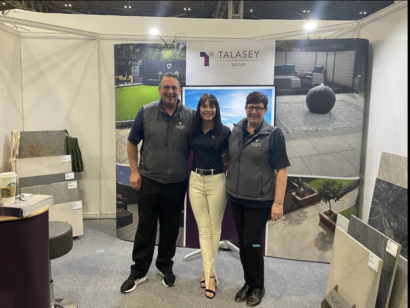 DamonBrophy's tweet image. Come and see us today and tomorrow at Grand Designs Live! At The Nec 
We're on STAND G21 😀 
Stop by for a chat about all our landscaping solutions, where you could bag yourself £500 worth of landscaping products! 😱

We'll be here till 5 O'clock today and  tomorrow #Talasey