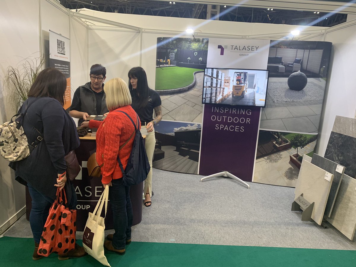DamonBrophy's tweet image. Come and see us today and tomorrow at Grand Designs Live! At The Nec 
We're on STAND G21 😀 
Stop by for a chat about all our landscaping solutions, where you could bag yourself £500 worth of landscaping products! 😱

We'll be here till 5 O'clock today and  tomorrow #Talasey