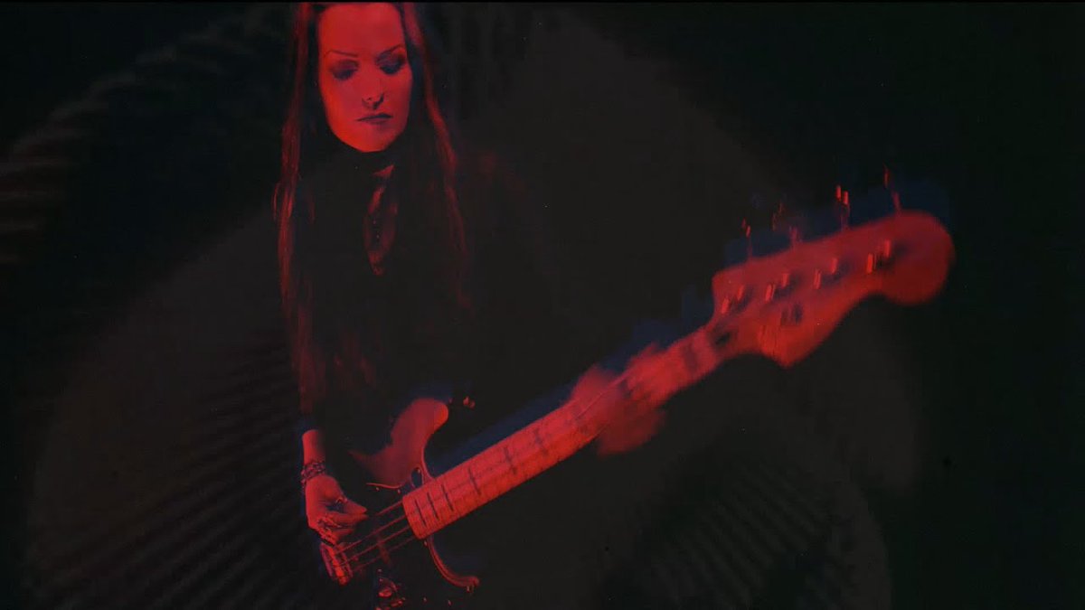 "Now The Screaming Starts" released on this day Apr 19, 2019 youtube.com/watch?v=wP5nyC… Happy Birthday to "Now The Screaming Starts"