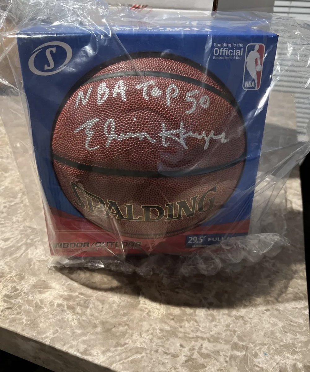 JonCampanaro's tweet photo. @amatogl @FanDuel I have a signed Elvin Hayes basketball I’m trying to find a fan to give it a good home. If you’re a fan I’m willing to give it to you free if you pay shipping. https://t.co/kvnc8kky0p
