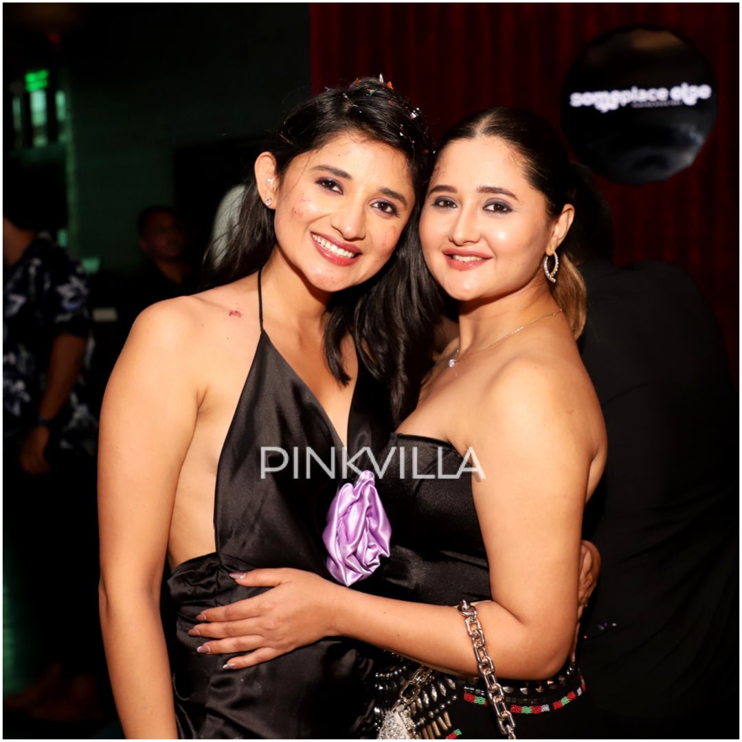 FeiroeFVsAAc6qX?format=jpg&name=medium