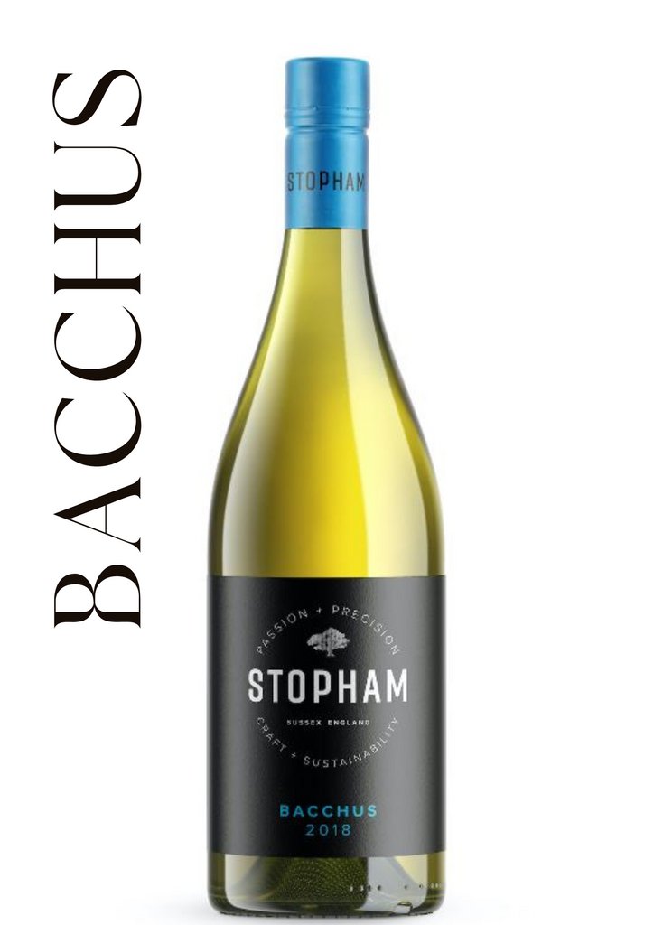 @stophamvineyard Bacchus looking smart. Deliciously floral, citrussy fresh, with just a touch of sweetness 🌸🍋🍊🍏 Try it now as part of our Besr-Sellers Case elizabethrosewines.co.uk/shop/white-win…