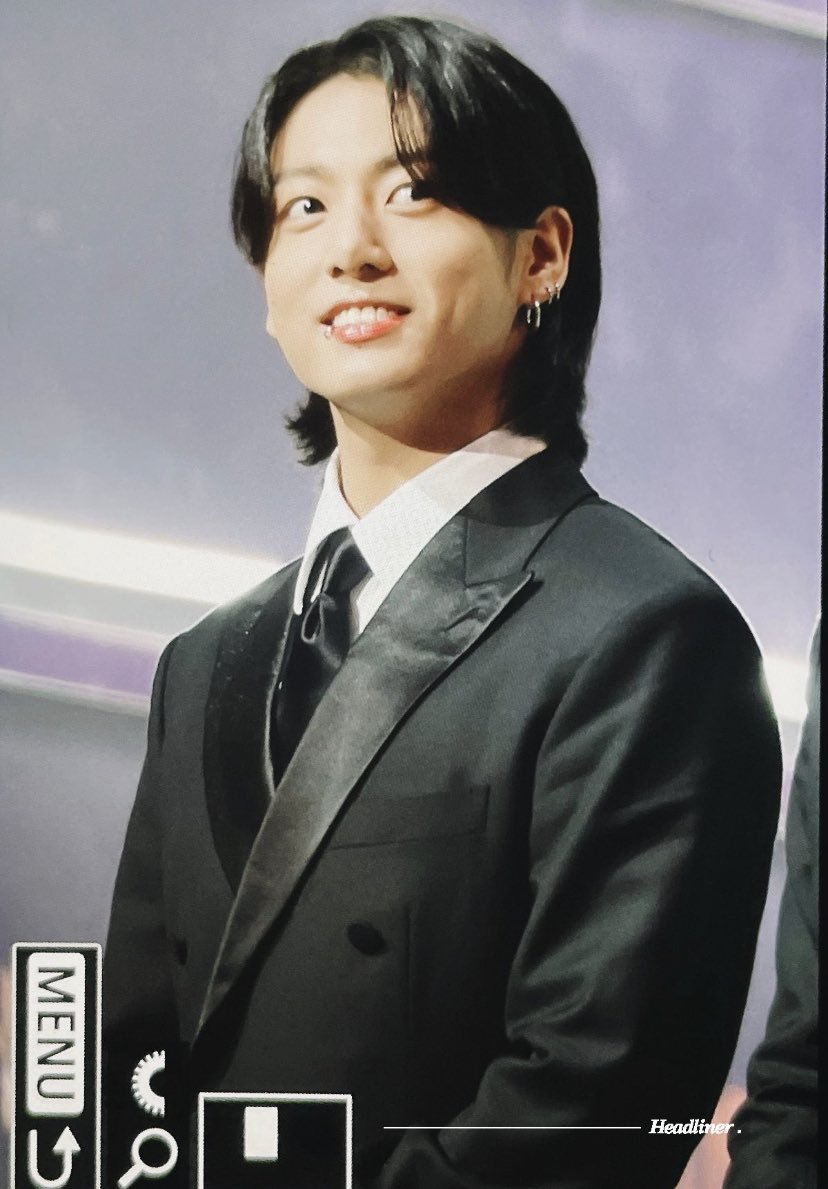 . on Twitter: "RT @spinorbinmusic: BTS' Jungkook looking handsome at