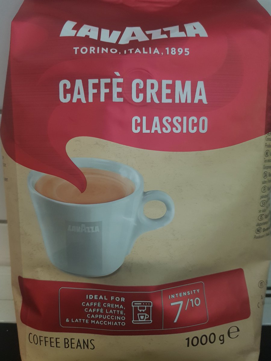derHerrFux's tweet photo. mhmm lavazza https://t.co/zWaxydXH3Z