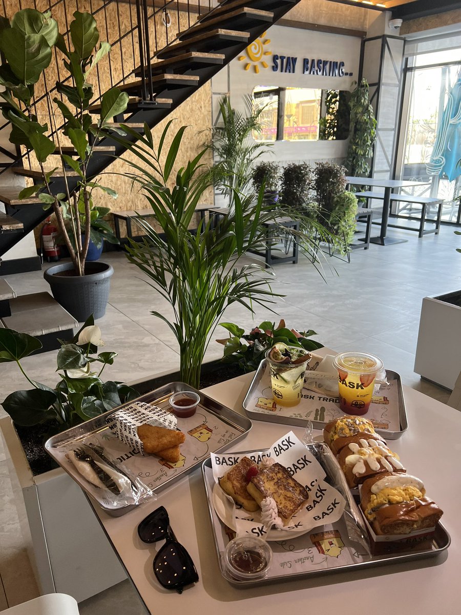 باسك  | BASK 🍳 
5:30☀️4:00🌑 

متخصصين بتقديم ساندوتشات المناسبة لوجبة الإفطار بعدة أنواع البيض و الحلوم فلافل بخبز البريوش و بخلطات مبتكرة و بطعم لذيذ أيضًا المشروبات الباردة المنعشة متوفرة ..

الموقع .. 📍
maps.app.goo.gl/Dxc82K9mTS2uNF…