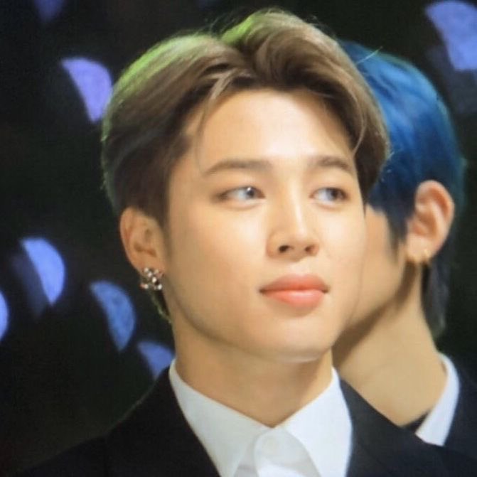 jiminwkitty's tweet image. jimin always gonna give us THEE face