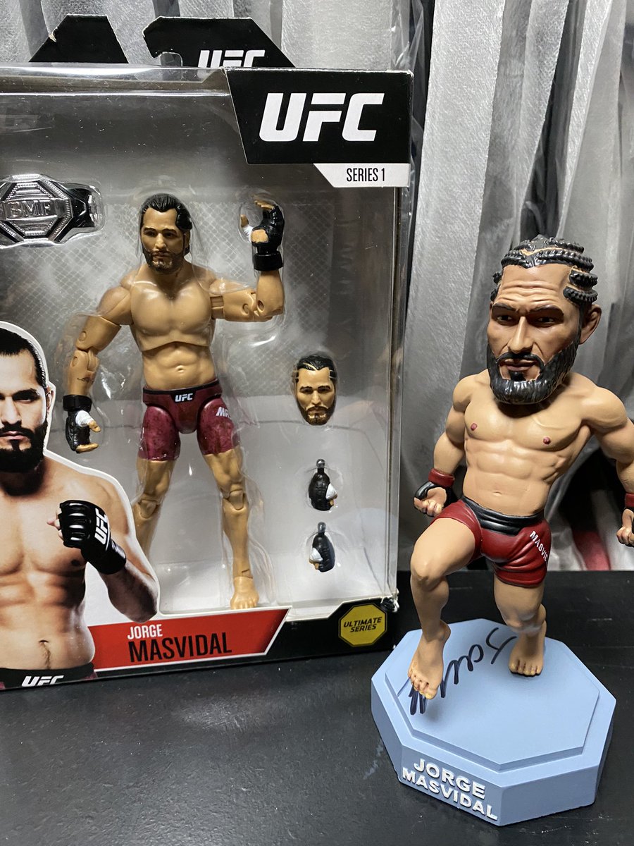 UFC PRIDE フィギュア ランペイジ マットヒューズ ショーグン ダンヘン Feiu3RxVQAEn10a.jpg