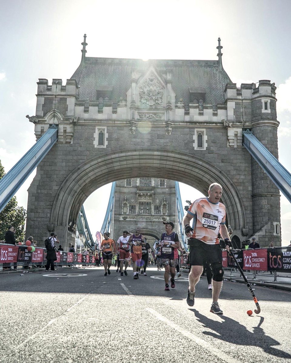 andyhalliday3's tweet photo. Finally, my legs feel like they are my own! A brilliant day last Sunday. £6850 raised in 21/22 for @AlzResearchUK thank you! (That’s over £50,000 since I started extreme dribbling in 2012) time for a more ‘youthful’ approach. Who fancies it? @EnglandHockey @GBHockey @GraysHockey https://t.co/k50KpWjrta