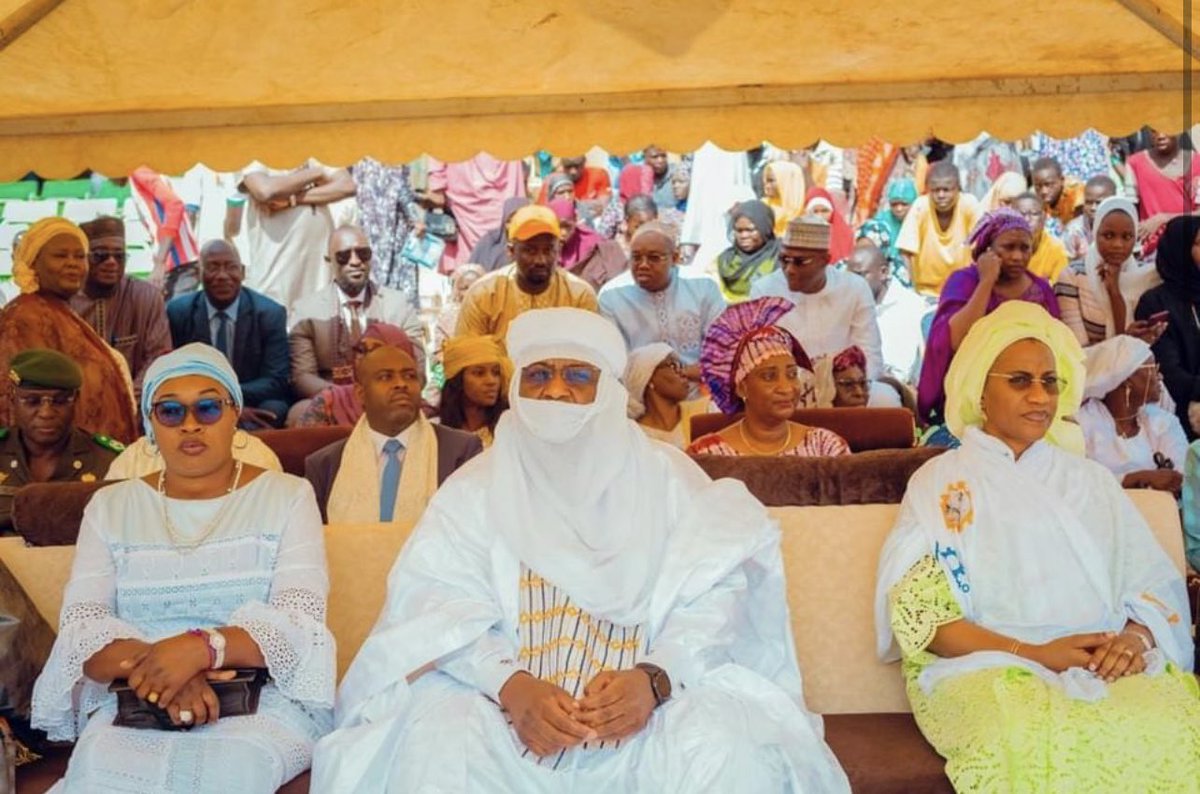 MiriiAli's tweet photo. Le #FONAF fait la promotion de l'autonomisation des femmes et des jeunes dans toutes les régions du Niger. ONUFEMMES accompagne cette 6e édition pour le mois du consommons Local dans l'espace UEMOA. Merci de nous soutenir. @hadyline2014 #FONAF6 @unwomenNiger
#ConsommerLocal https://t.co/WSMZE2fUZH