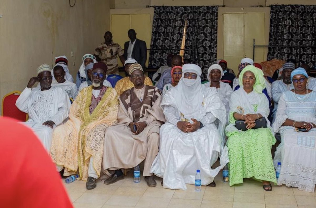 MiriiAli's tweet photo. Le #FONAF fait la promotion de l'autonomisation des femmes et des jeunes dans toutes les régions du Niger. ONUFEMMES accompagne cette 6e édition pour le mois du consommons Local dans l'espace UEMOA. Merci de nous soutenir. @hadyline2014 #FONAF6 @unwomenNiger
#ConsommerLocal https://t.co/WSMZE2fUZH