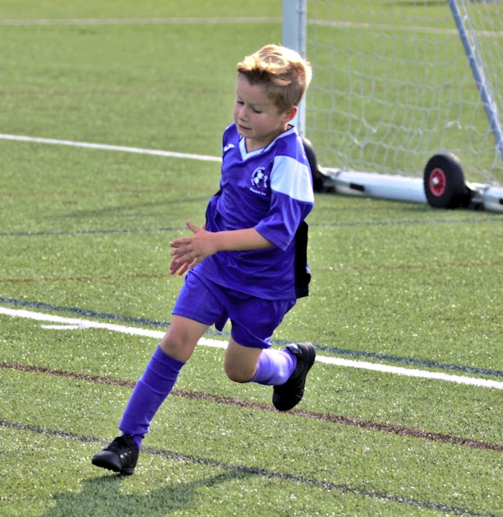 ThoseWhiteLines's tweet photo. A brace for the Grandson,but his little team suffered thier 1st defeat. #SweetAndSour #TheyGoAgain https://t.co/EKHVKNRLqR