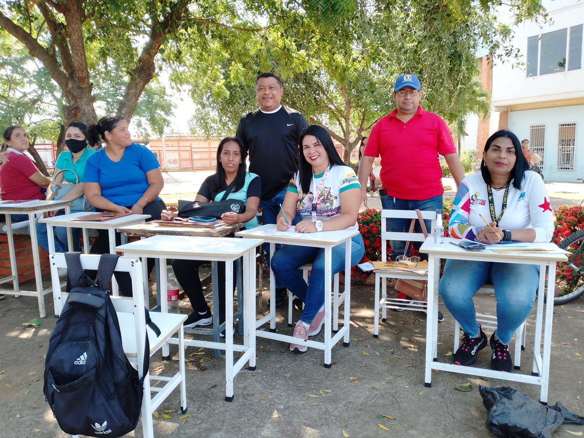 ANA JIMÉNEZ Coord. Comunidades Educativa GUÁRICO tweet media