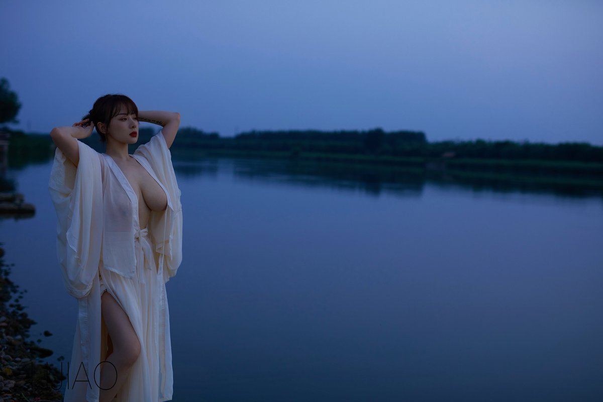我的粉丝里面就没有在北京刚开始做摄影的女孩子吗？找个心仪的兼职助理这么难的吗，我都放宽门槛了，实在没有女孩，靠谱的男孩子也可以接受的，，我真的是醉了，26万粉全是色鬼吗，，啊，你们这帮人，，想用你们的时候真是用不上，气死我了，，[衰][衰][衰][衰][衰] https://t.co/fyaq6zl9rv