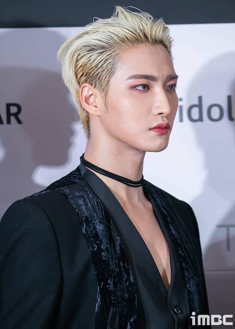 MINIATlNY's tweet photo. SEONGHWA... IM SPEECHLESS. INCREDIBLY SPEECHLESS #ATEEZ_TMA https://t.co/jflLLKHHwM