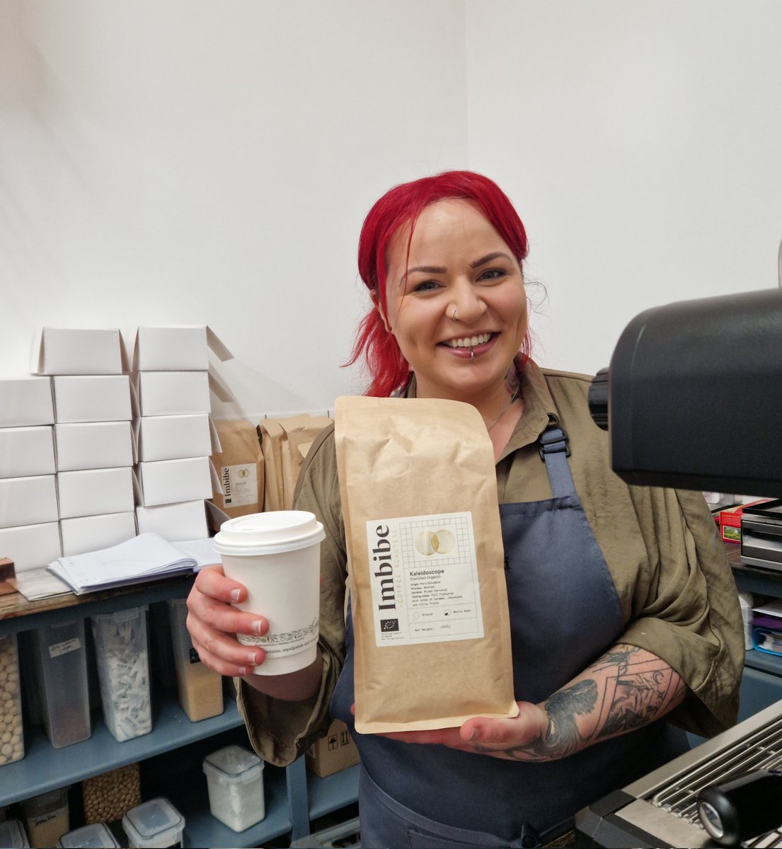 ReluctantF00die's tweet photo. It's not just about sweet treats with Roisin #PrettyBaked #Donegal it's about the coffee too, and one of the best coffees in the country for so many reasons
@garyimbibe
2 boxes of treats for sharin' and coffee for drinkin' https://t.co/k1t0hjebXy