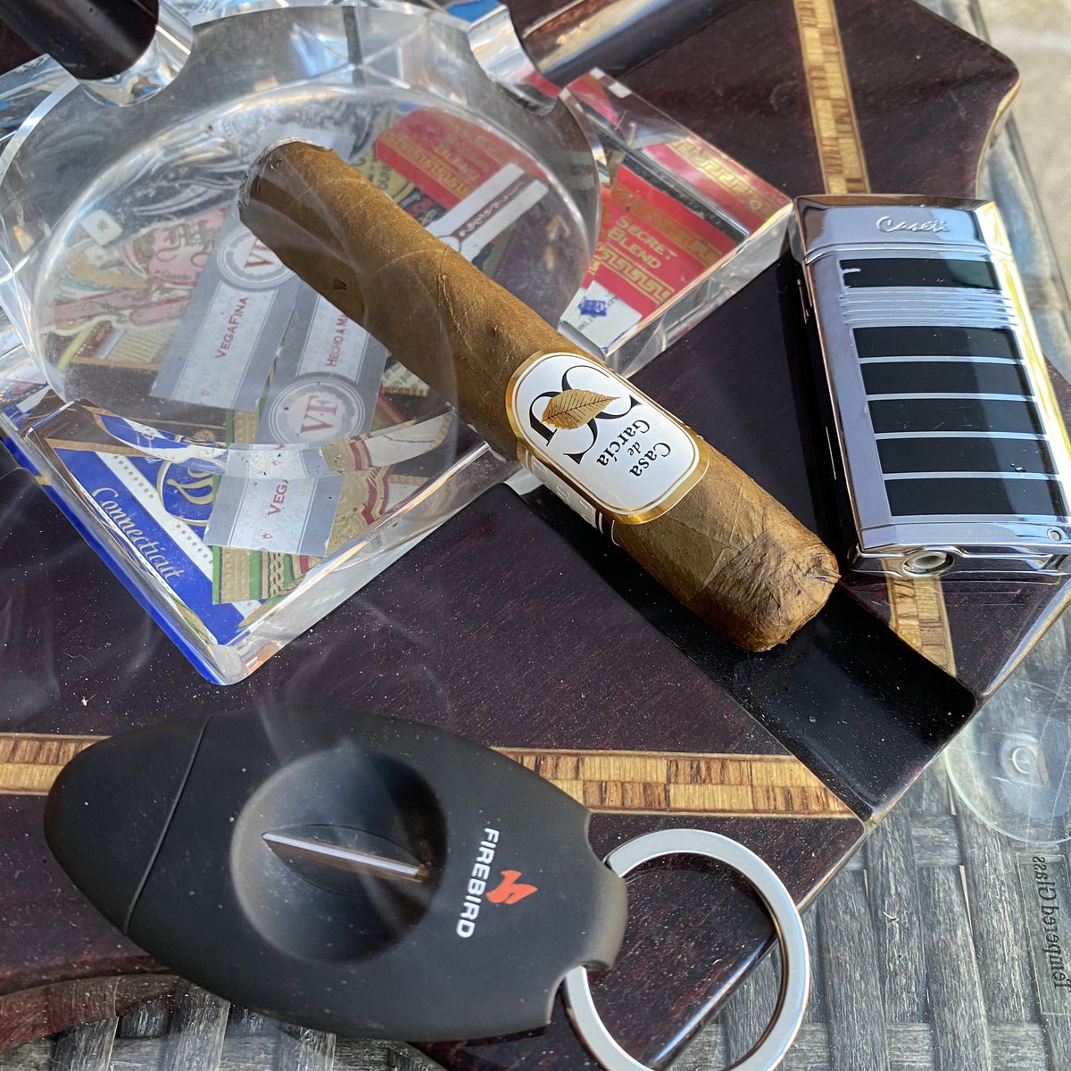 DiscoveryCigar's tweet photo. G’day y’all!
Post brunch cigar for the win https://t.co/UOep3ERrpm