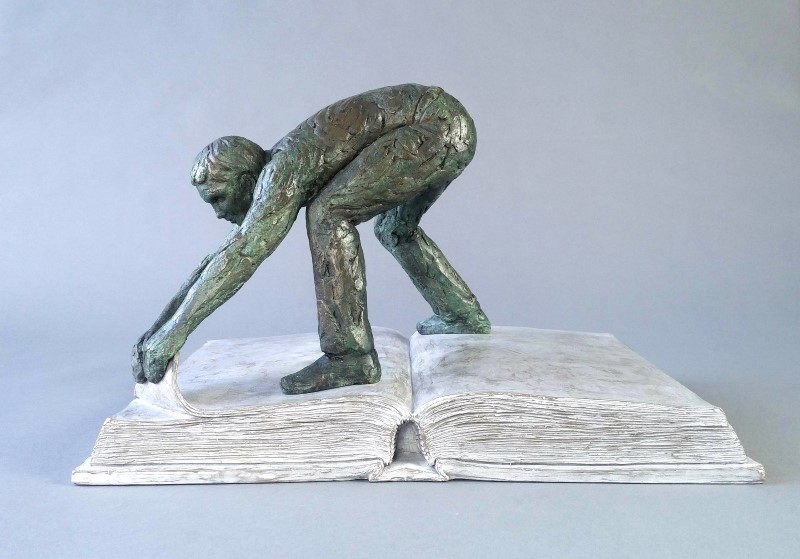 What page turner are you reading at the moment?
The story of this <a href="/EmmaJeanKemp/">Emma Jean Kemp</a> sculpture is about how we reach for the next chapter in our lives; the struggle with moving on or changing something; how do we start this process &amp; what do we have to let go of to move on.