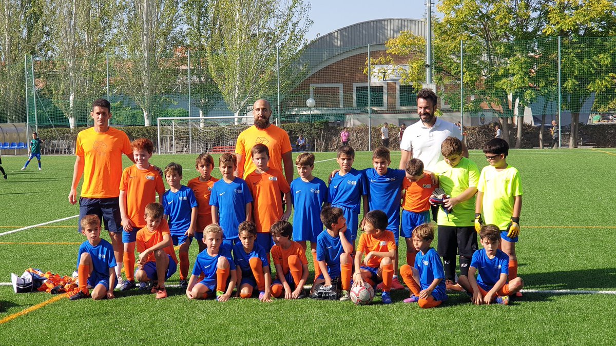 GSDcdeportivo's tweet photo. Arranca la liga Federada @FFMadrid_ para nuestros equipos @GSDcdeportivo. Un año cargado de ilusión, esfuerzo y compañerismo. Ganar, bien... pero disfrutar, mejor... https://t.co/AE2kCgT5iQ