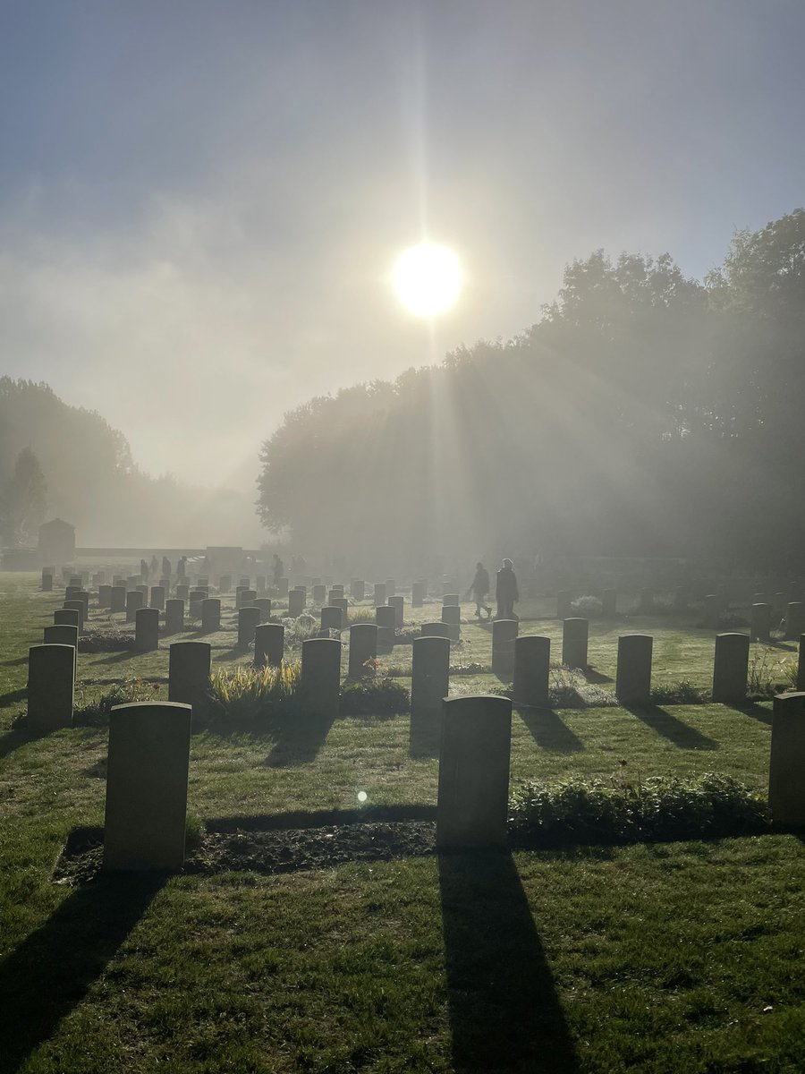 QEHS_English tweet media