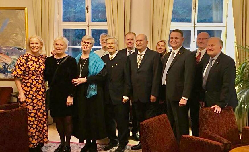 ENGSOsport's tweet photo. (1/2)

On Friday, 7 October, @RFidrotten Swedish Sports Confederation 🇸🇪 celebrated the 90th birthday of organisation's former Secretary General Mr Bengt Sevelius. 

Mr Sevelius was a President of #ENGSO for many years and is also ENGSO Honorary President. https://t.co/oBbSd5e2gC