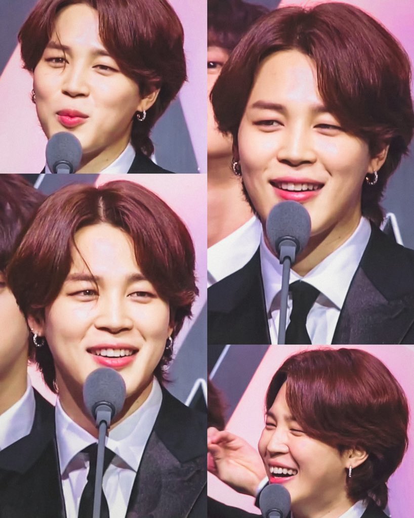 OH MY GOD ??? LOOK AT PARK JIMIN !!