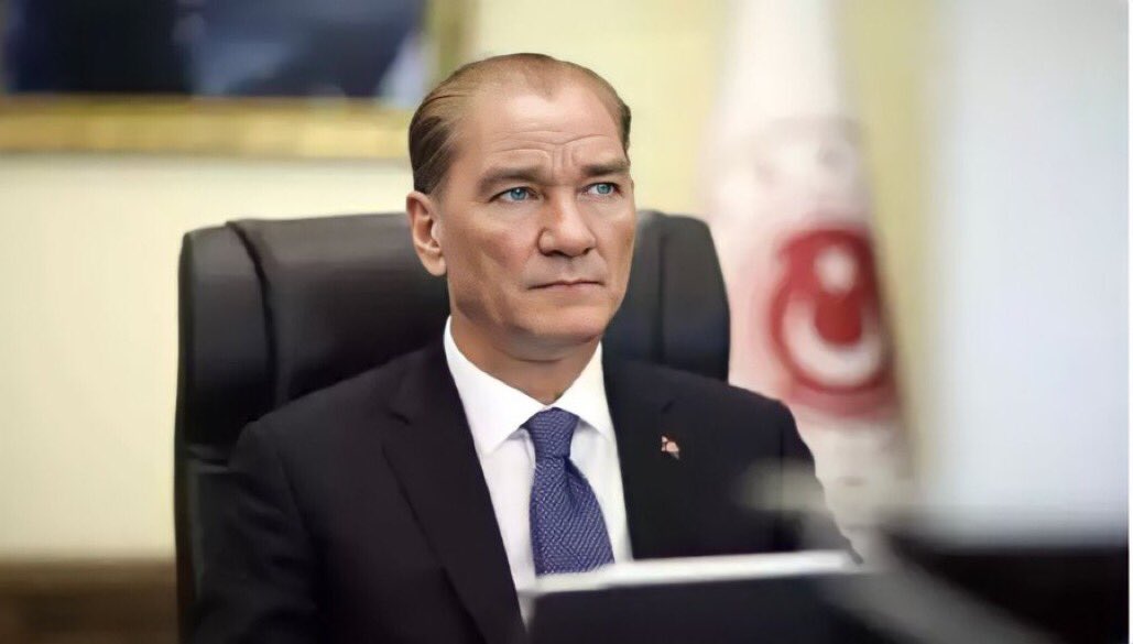 Yıldırımlar yaratan bir ırkın ahfadıyız!!