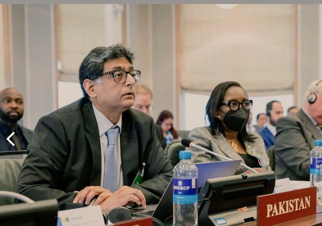 PakinNetherland's tweet photo. OPCW Executive Council #EC101 was held from 04-06 October.
Permanent representative of 🇵🇰 to the @OPCW Ambassador @Suljuk Mustansar Tarar delivered our National statement, reaffirming Pakistan’s commitment to the #CWC and looking to the future through #Revcon5
@ForeignOfficePk https://t.co/6757hT5NSD