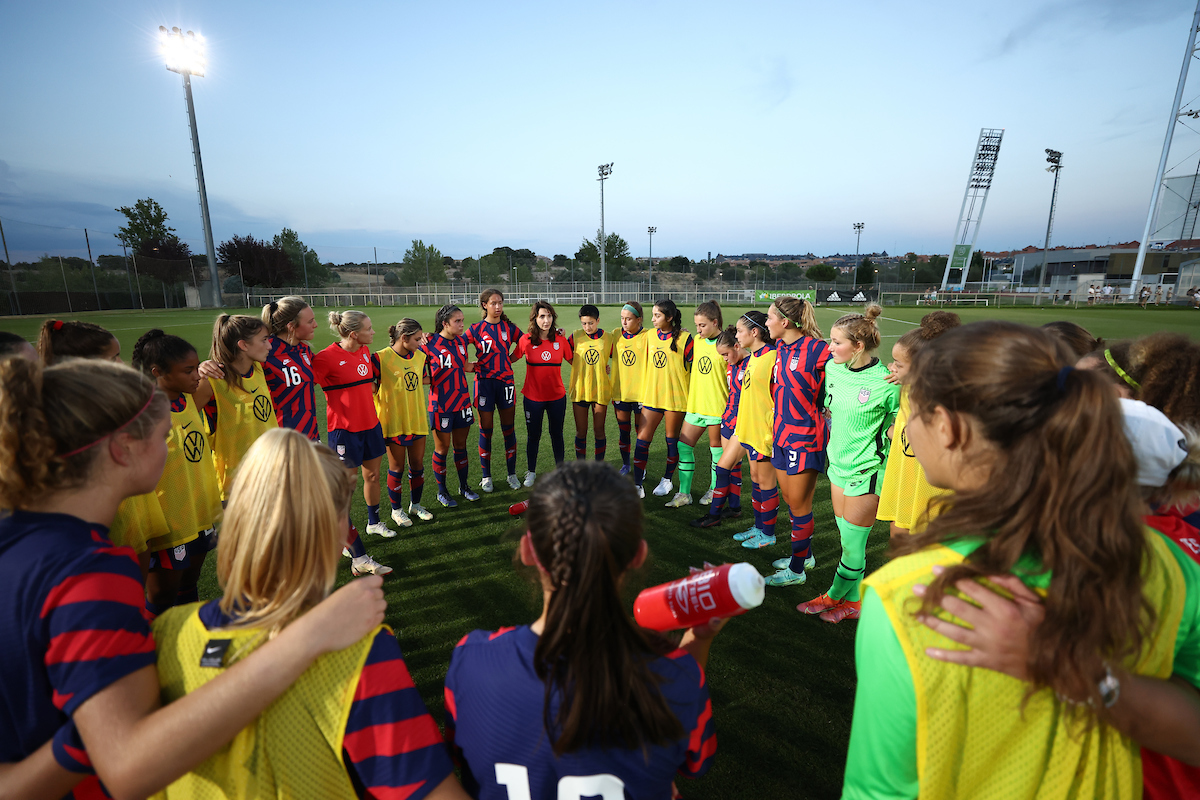 USYNT's tweet photo. Just a few days until U-17 @FIFAWWC kicks off in India! Here are 5 things to know about the tournament ⤵️ 
https://t.co/StzDfcTq3W https://t.co/quxFPtzya7