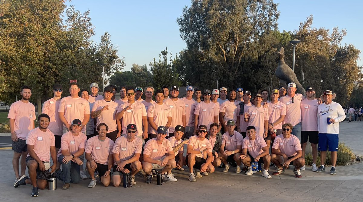CSUB_Baseball's tweet photo. Service Saturday. 1st Annual Kern Day of Service impacting several organizations around our community.
ππΌβΎοΈ @BRNENUF @coachmmwrun @CoachBeard27 #communityservants https://t.co/Ozpimz09hL