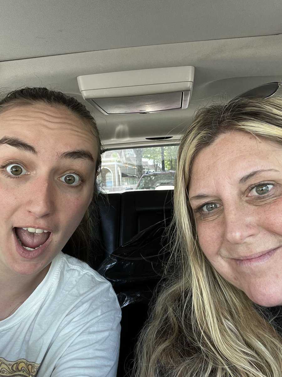 Hailey Pomara tweet media