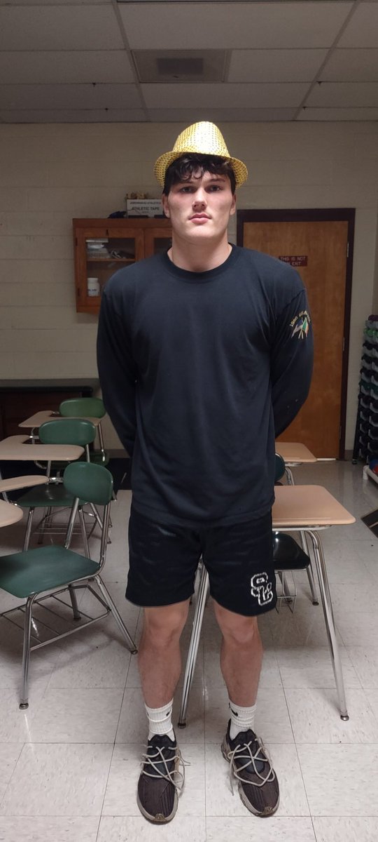 AmarCoach's tweet photo. Schalick 52 Bishop Eustace 0
David "Detective" Sipowicz @51powicz gets the Golden Fedora as the Offensive Player of The Game.
In addition to his usual steady play on the defensive line, David stepped up and filled in on the offensive line, helping the Cougars rush for 458 yards. https://t.co/B97XNY2KWD