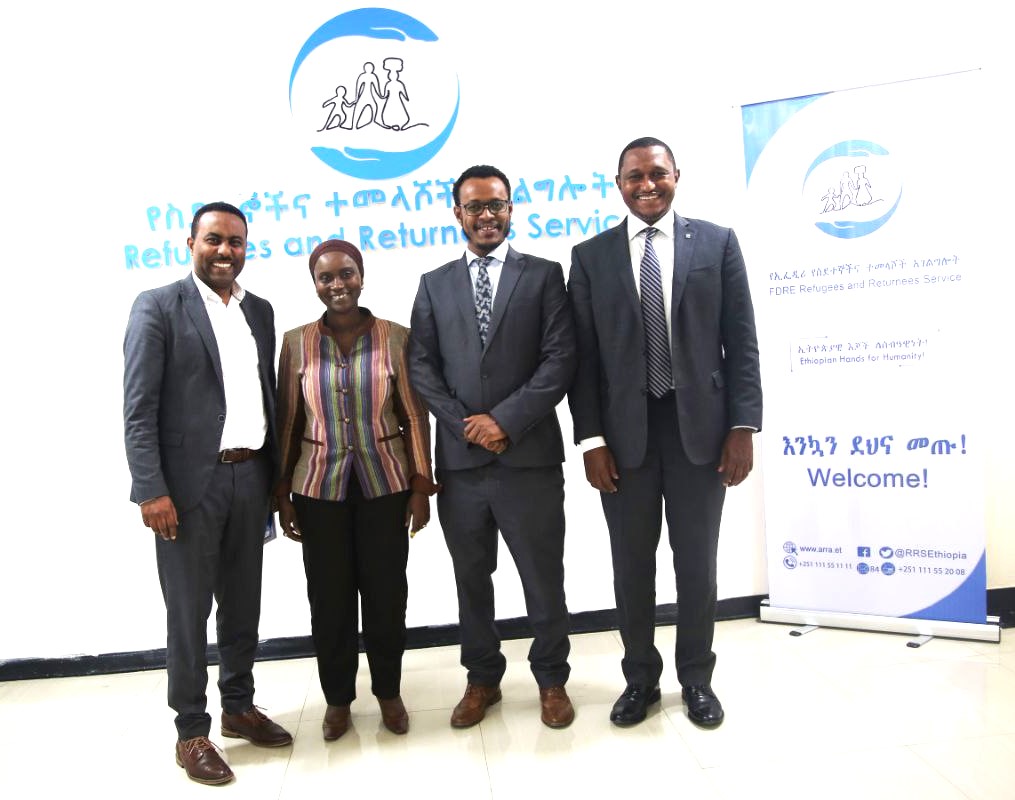RRSEthiopia's tweet photo. RRS DG @Tesfahun_G, ICS DG @Biruhtesfa_M, UNHCR Eth. Rep. @Mamadou_Balde &amp; IOM-SLO Eth. Chief @Abibatou_W conversed on outstanding issues on refugee travel doc. &amp; exit visa. RRS &amp; ICS hv established a team composed of the 4 agencies to propose mechanisms to tackle issues @ hand. https://t.co/dv5mts1yas