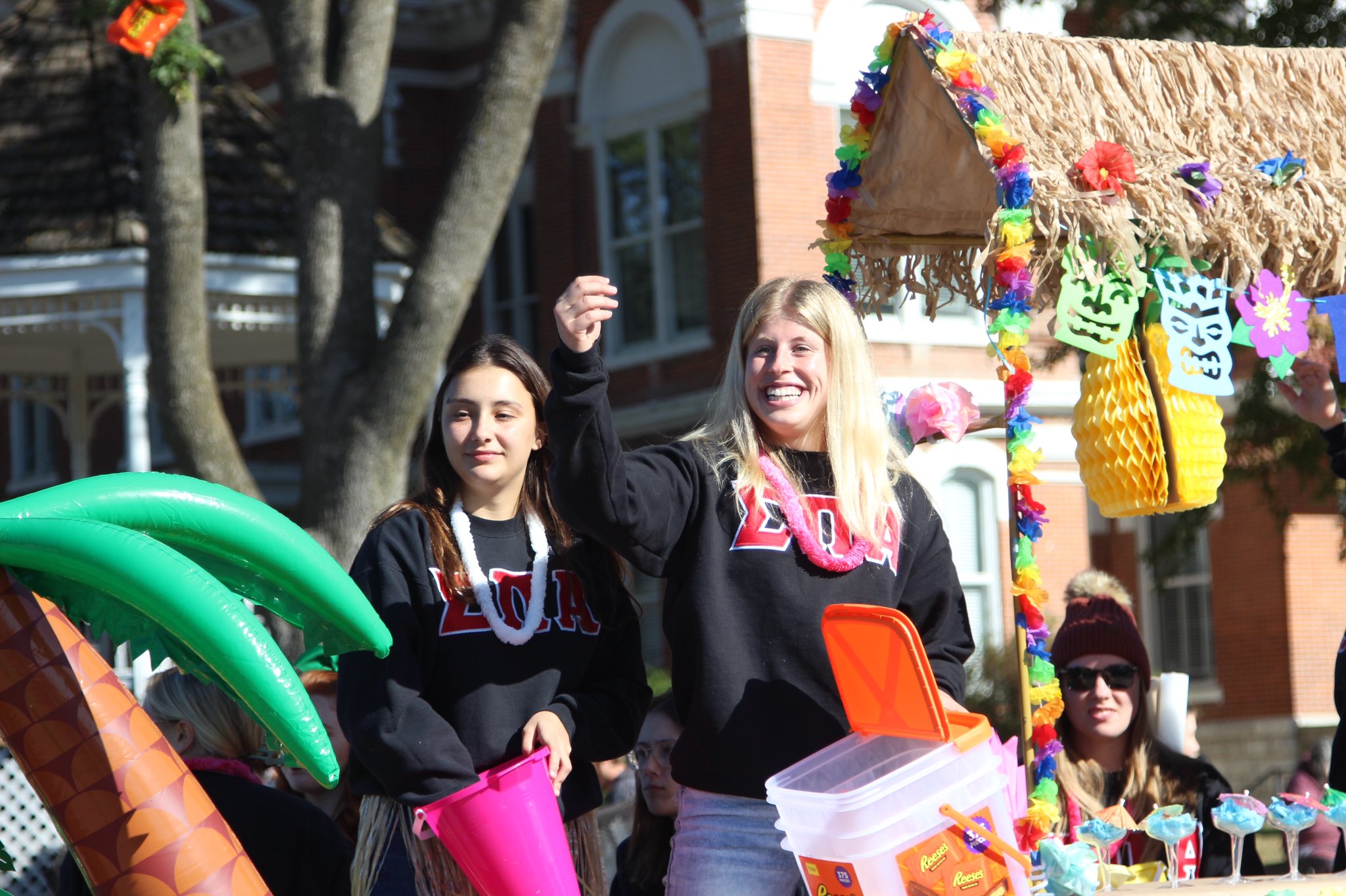 Central Methodist U on Twitter to CMU 2022! 🎉🦅💚 We