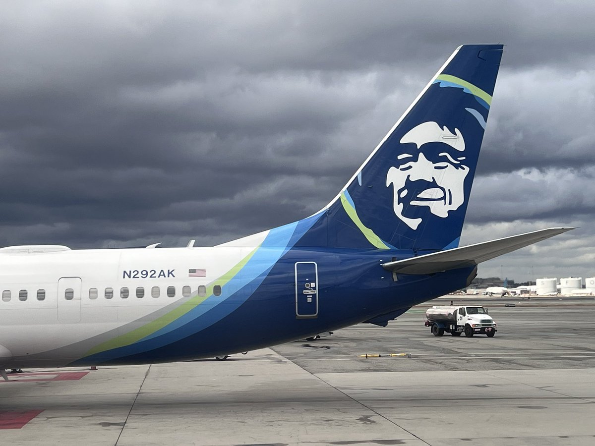 _Travelwithdan's tweet photo. #Planespotting is trending!!! A great trend to be trending I must say!!! #avgeek #avgeekworld https://t.co/yCWQ0PGb7b