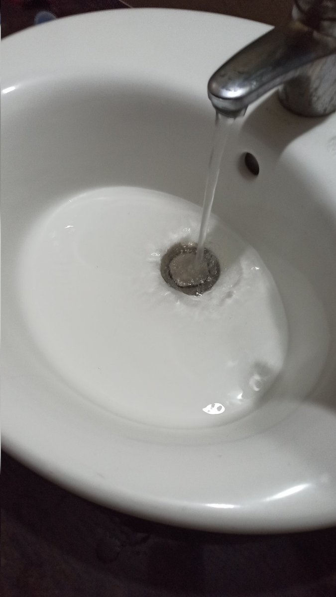 rohitdayal's tweet photo. @urbancompany_UC : ur Parnter also damaged my washbasin outlet section. Water not draining &amp; chocking. Proof is the image attached https://t.co/mePLFT6VRy