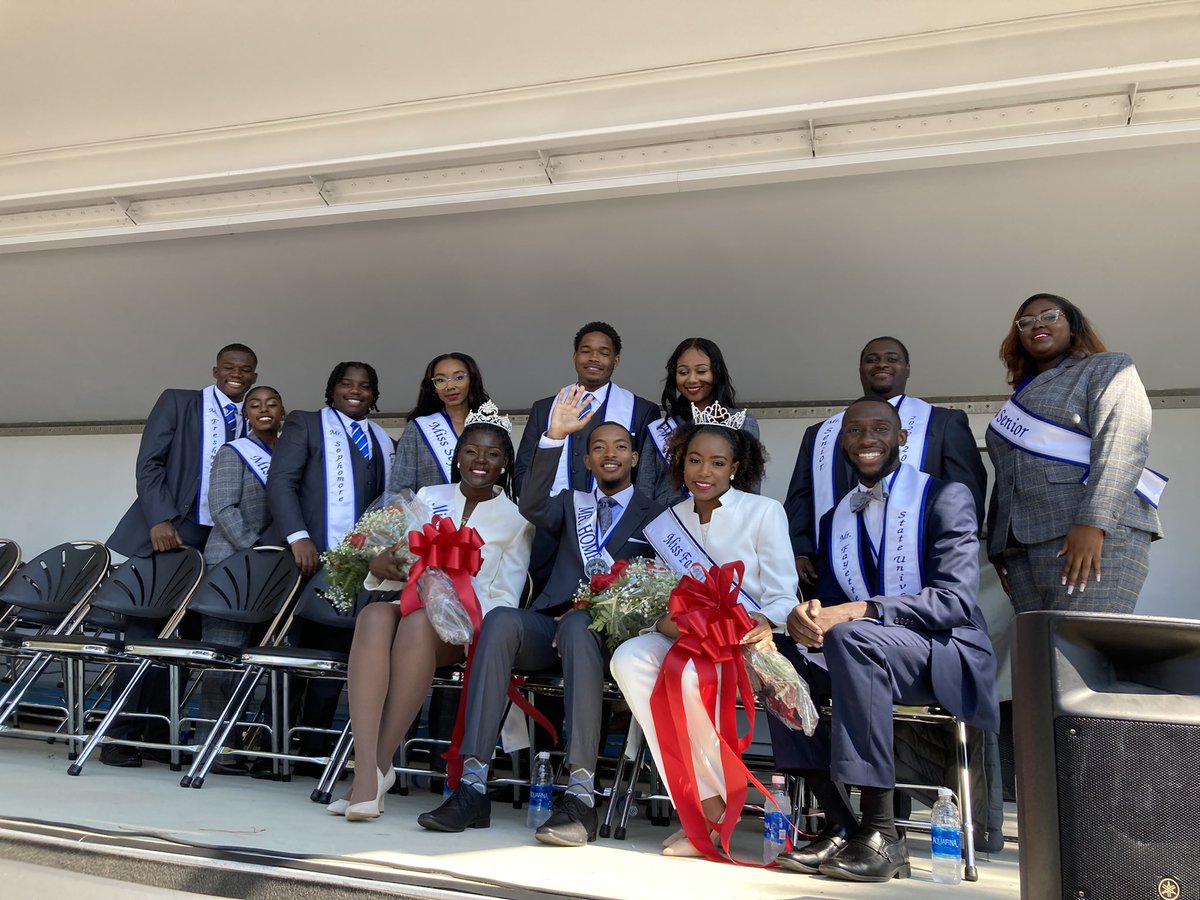 uncfsu's tweet photo. @uncfsu’s Royal Court #faystatehomecoming2022 #homecomingparade2022 https://t.co/mbwXlEziAU
