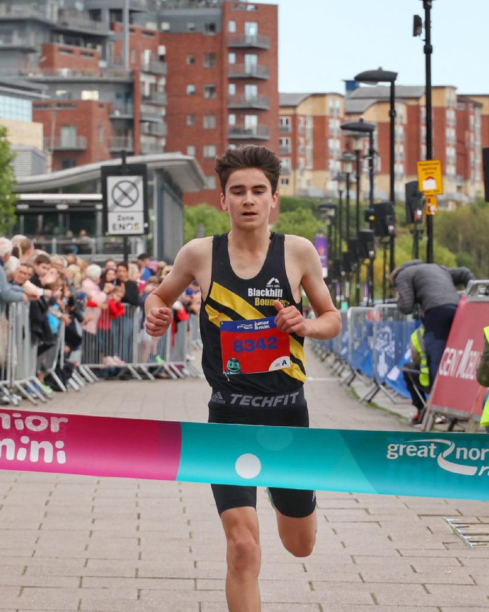 Great_Run's tweet photo. And that's it! 👏

Thank you to everyone who joined us today, and to our amazing future athletes, the #JuniorMiniGNR runners, and OF COURSE, our official Great Run mascot, Tyney 🐢

We hope you had a great day! 🤩 https://t.co/tVuM1oRe9W